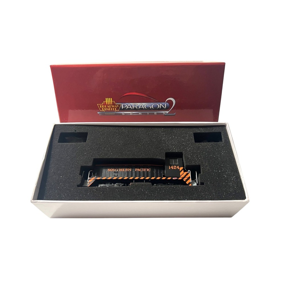 Broadway Limited Paragon 2 Series HO Scale Locomotive SP #1424 Sound/DC/DCC